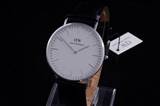 Daniel Wellington watch same style man and woman Apr 27--wsp15_2948364